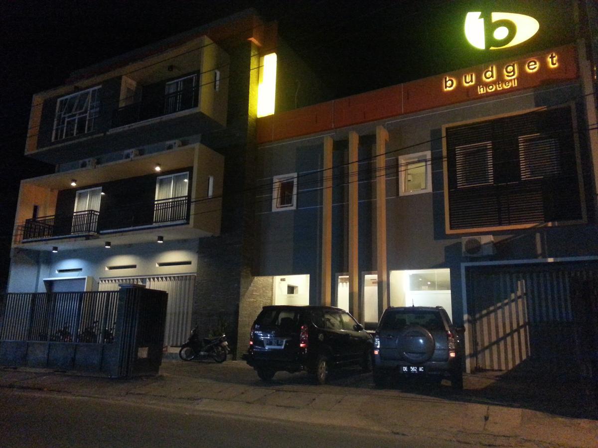 Budget Hotel Ambon Bagian luar foto